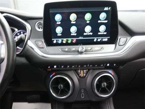Used 2024 Chevrolet Blazer LT w/ Sound & Technology Package image 10
