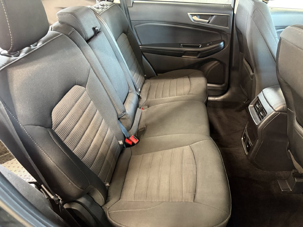 Used 2016 Ford Edge SEL w/ Equipment Group 201A FWD image 29