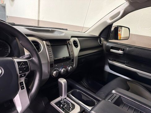 Used 2019 Toyota Tundra SR5 w/ SR5 Upgrade Package image 14