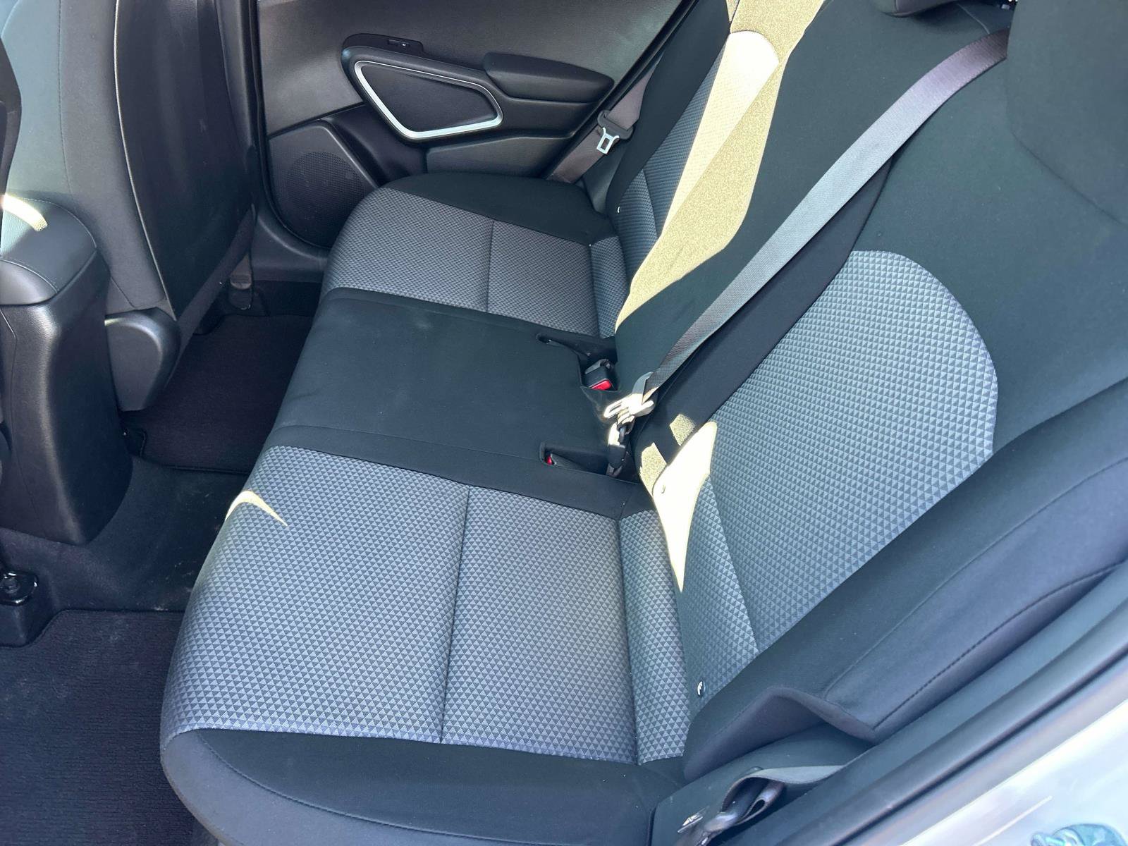 Used 2025 Kia Soul LX w/ LX Technology Package FWD image 17