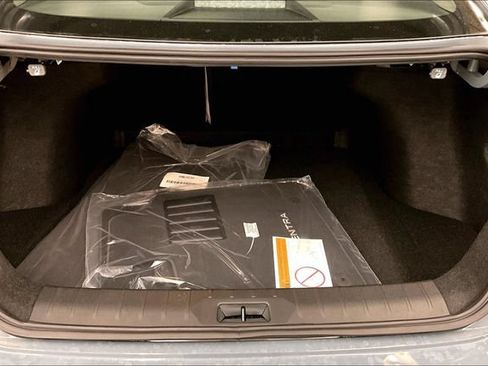 New 2026 Nissan Sentra SL w/ Floor Mat Package FWD image 39