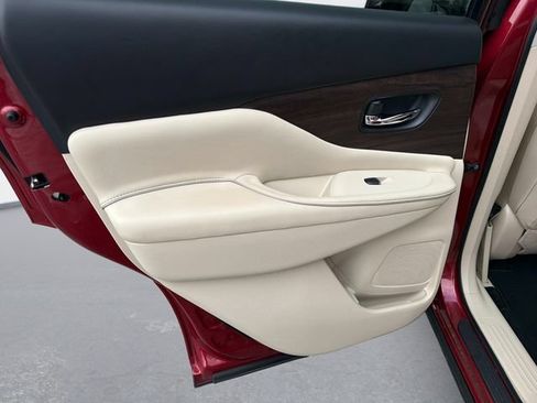 Used 2019 Nissan Murano Platinum AWD/4WD image 14