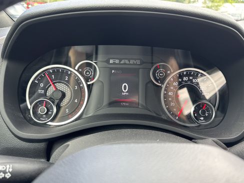 New 2025 RAM 2500 Big Horn AWD/4WD image 23