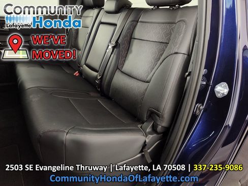 Used 2025 Toyota Tundra Limited w/ TRD Off-Road Package AWD/4WD image 37