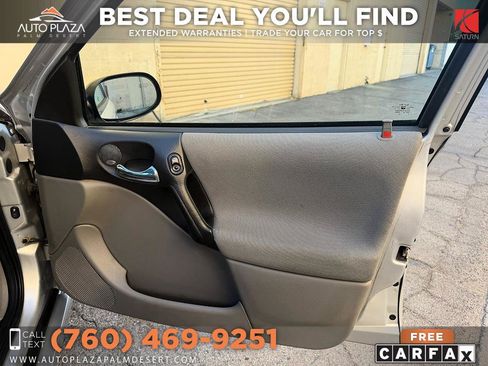 Used 2005 Saturn L-Series L300 FWD image 30