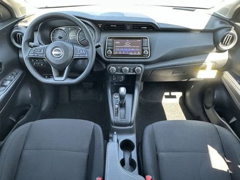 New 2025 Nissan Kicks Play S image 2