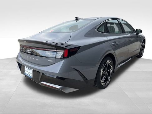 New 2026 Hyundai Sonata SEL image 4