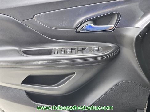 Used 2020 Buick Encore Preferred w/ Safety Package image 31