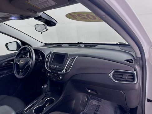 Used 2021 Chevrolet Equinox LT image 38