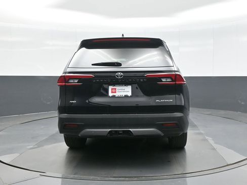 Certified 2026 Toyota Grand Highlander Platinum image 8