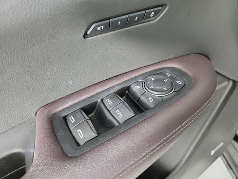 Used 2024 Cadillac XT6 Premium Luxury w/ LPO, Floor Liner Package AWD/4WD image 23