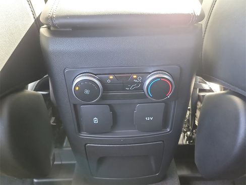 Certified 2022 Ford Explorer XLT w/ Equipment Group 202A image 15