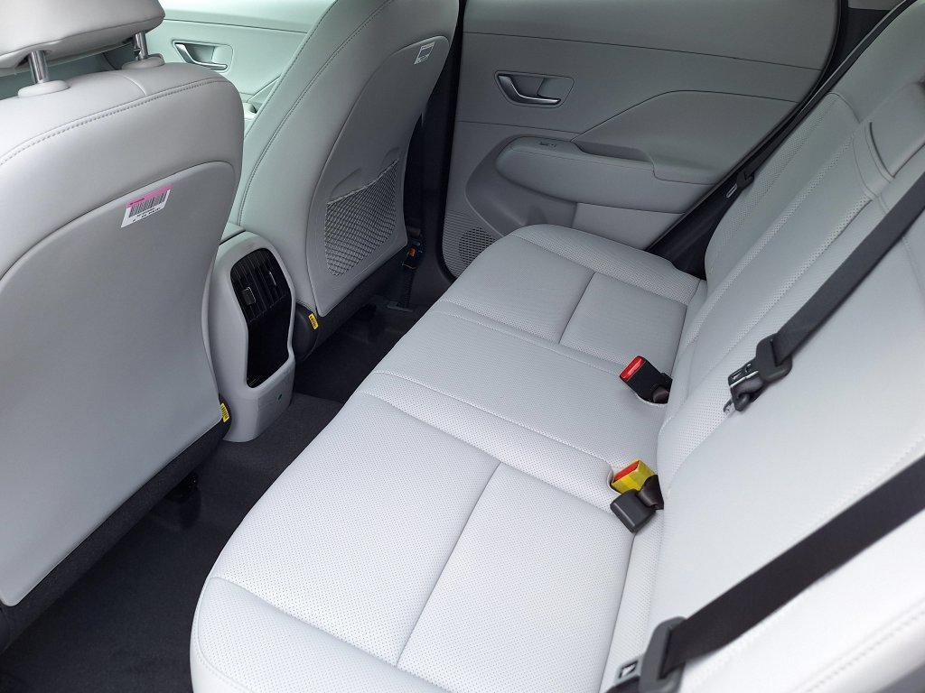 New 2026 Hyundai Kona SEL Premium AWD/4WD image 12
