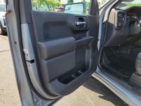 Used 2023 Chevrolet Silverado 1500 Custom AWD/4WD image 6