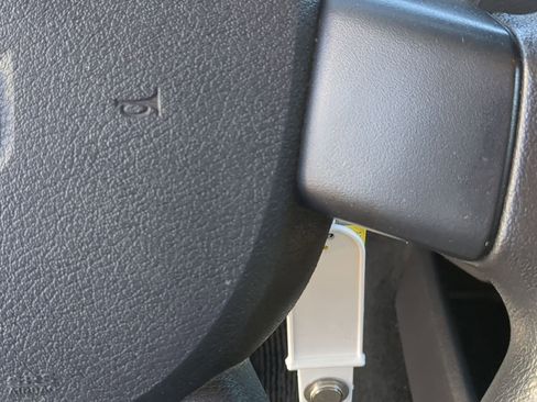 Used 2011 Dodge Dakota ST image 25