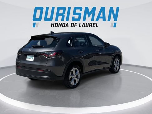 Used 2023 Honda HR-V LX image 8