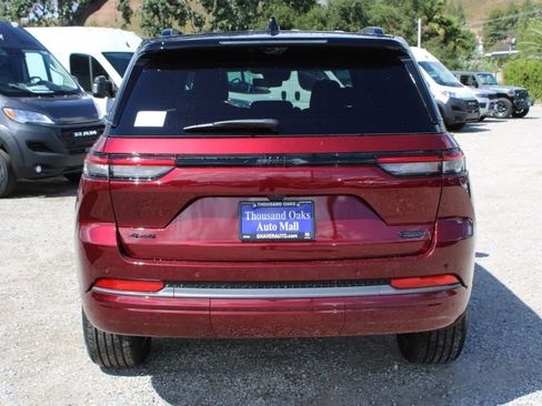 New 2026 Jeep Grand Cherokee Summit w/ Obsidian Package AWD/4WD image 5