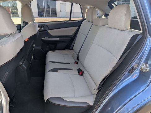 Used 2017 Subaru Crosstrek 2.0i Premium image 17