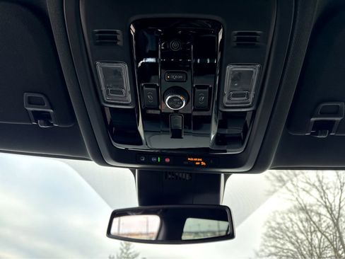 New 2026 GMC Yukon XL Elevation w/ LPO, Get Active Package AWD/4WD image 24