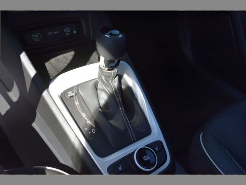 New 2026 Hyundai Venue SEL FWD image 26