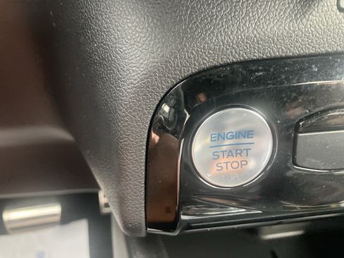 Used 2024 Ford Escape ST-Line w/ Tech Pack #1 AWD/4WD image 28