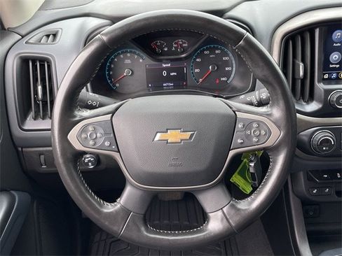 Used 2022 Chevrolet Colorado Z71 image 12