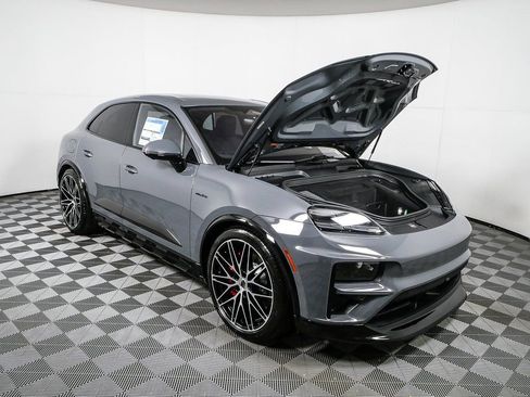 Used 2025 Porsche Macan Turbo Electric image 37