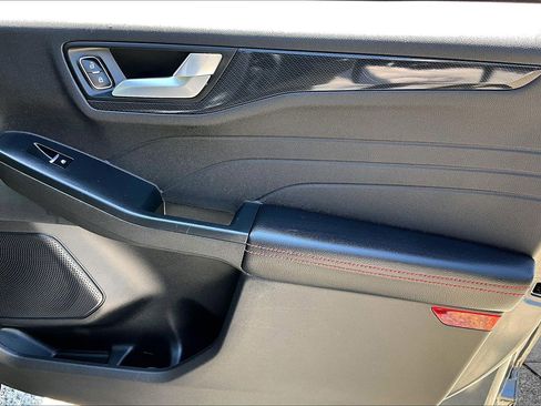 Used 2023 Ford Escape ST-Line w/ Tech Pack #1 image 19