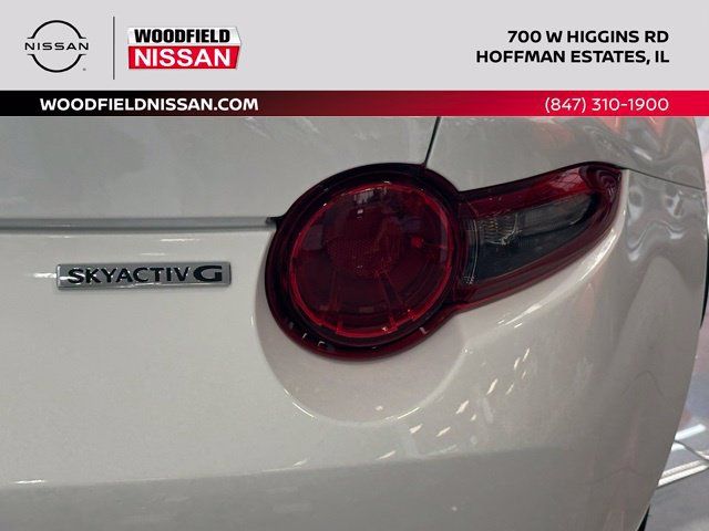 Used 2020 MAZDA MX-5 Miata Club RWD image 14