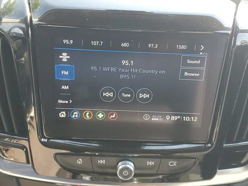 Certified 2021 Chevrolet Traverse LT FWD image 25
