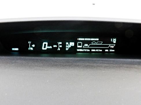 Used 2012 Toyota Prius Four image 15