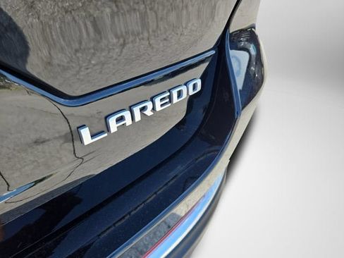 Used 2025 Jeep Grand Cherokee Laredo w/ Luxury Tech Group I AWD/4WD image 43