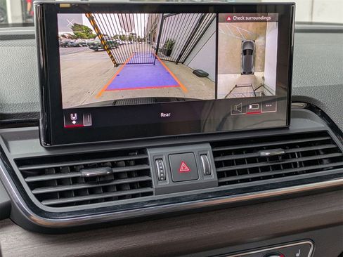 Used 2023 Audi Q5 2.0T Premium Plus w/ Premium Plus Package image 13