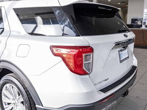 Used 2020 Ford Explorer Limited w/ Class III Trailer Tow Package image 14