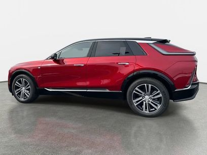 New 2025 Cadillac Lyriq Luxury