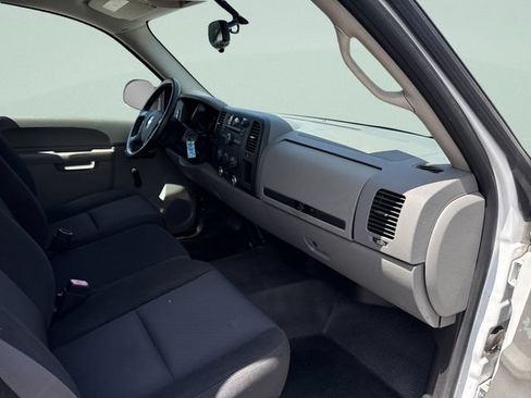 Used 2011 Chevrolet Silverado 1500 W/T RWD image 21