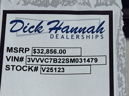 New 2025 Volkswagen Taos SE image 25