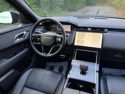 Certified 2024 Land Rover Range Rover Velar Dynamic SE AWD/4WD image 28