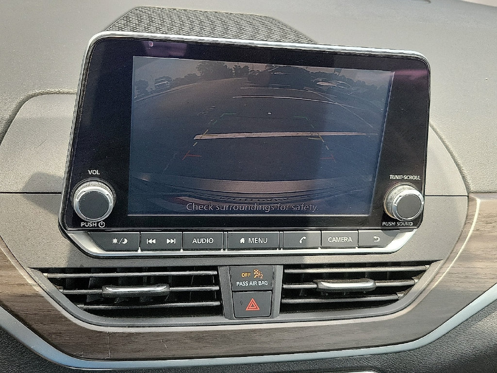 Used 2023 Nissan Altima 2.5 SV FWD image 16