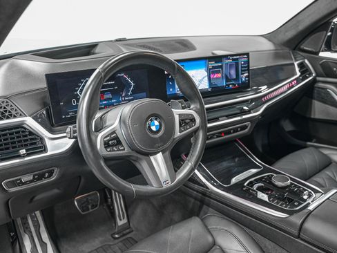 Used 2023 BMW X7 xDrive40i w/ M Sport Package image 15