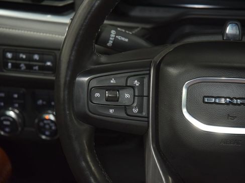 Used 2024 GMC Yukon Denali Ultimate AWD/4WD image 39