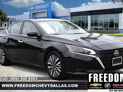 Used 2024 Nissan Altima 2.5 SV