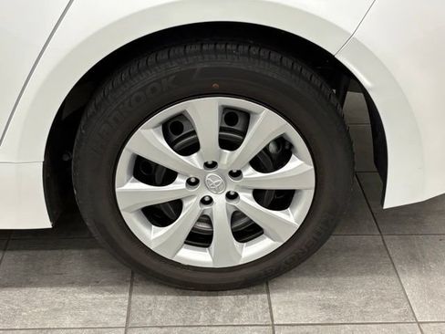 Used 2024 Toyota Corolla LE FWD image 7