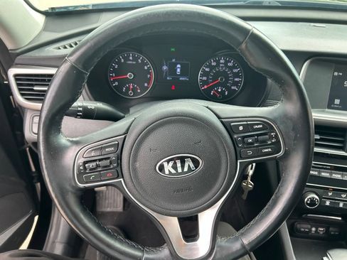 Used 2018 Kia Optima LX FWD image 7
