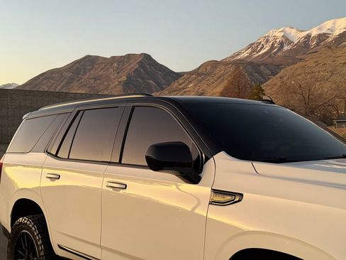 Used 2023 GMC Yukon SLT image 16