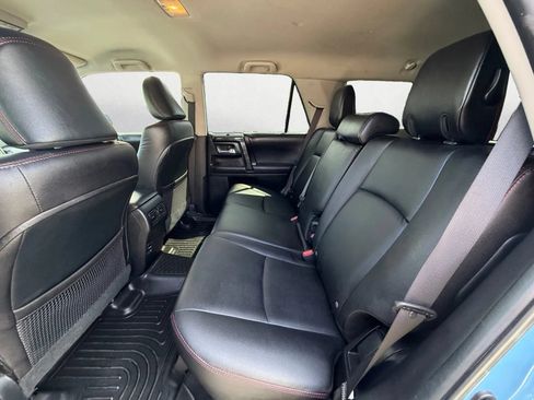 Used 2018 Toyota 4Runner 4WD image 21