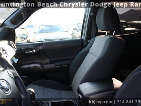 Used 2023 Toyota Tacoma TRD Off-Road image 30