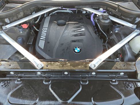 Used 2024 BMW X7 xDrive40i AWD/4WD image 34