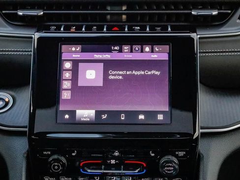 New 2025 Jeep Grand Cherokee L Laredo w/ Luxury Tech Group I image 15