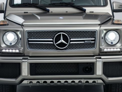 Used 2017 Mercedes-Benz G 65 AMG 4MATIC image 9